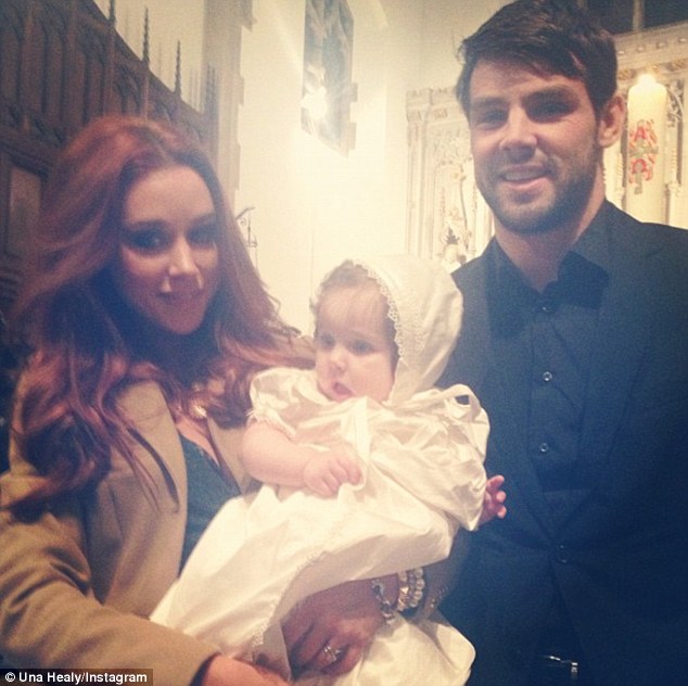 Saturday >> Aofie Foden - Página 2 Article-2240497-16461781000005DC-342_634x632