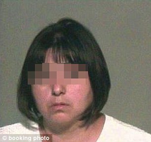 Unnamed Girl - 6 yo/ Arrested: Also unnamed mother and 11 yo brother - Oklahoma City, OK Article-2292275-189C67EF000005DC-102_306x288