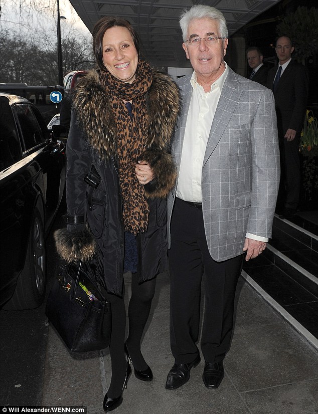 max clifford and wife snapped Article-2296232-18CC8FA4000005DC-260_634x826