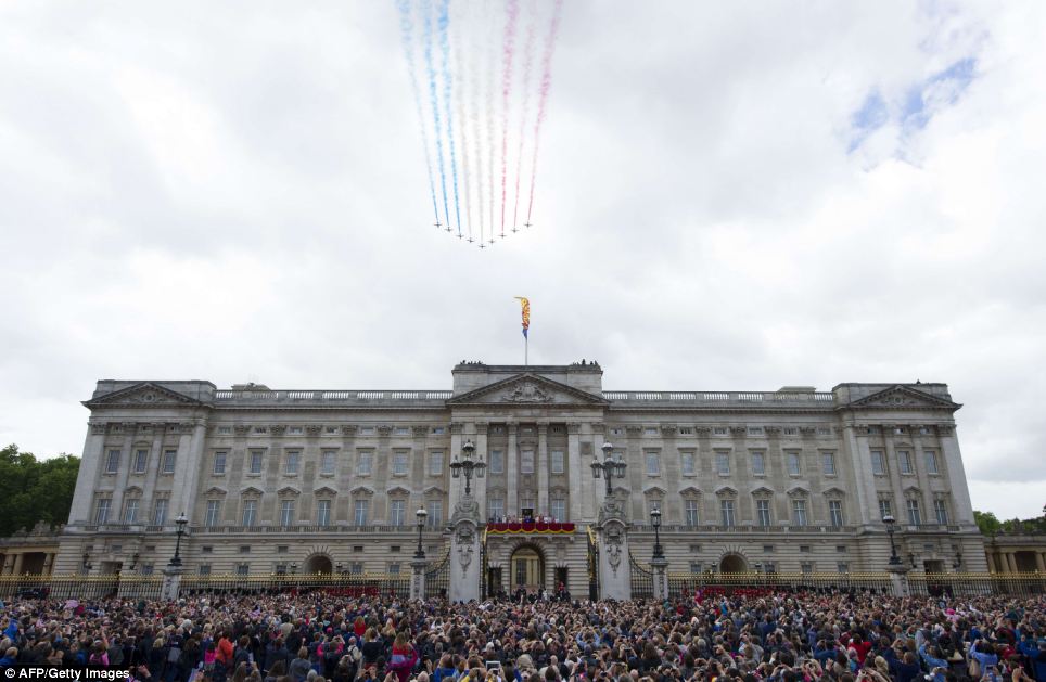 Trooping the Colour 2013. Article-2342119-1A5557DA000005DC-217_964x629