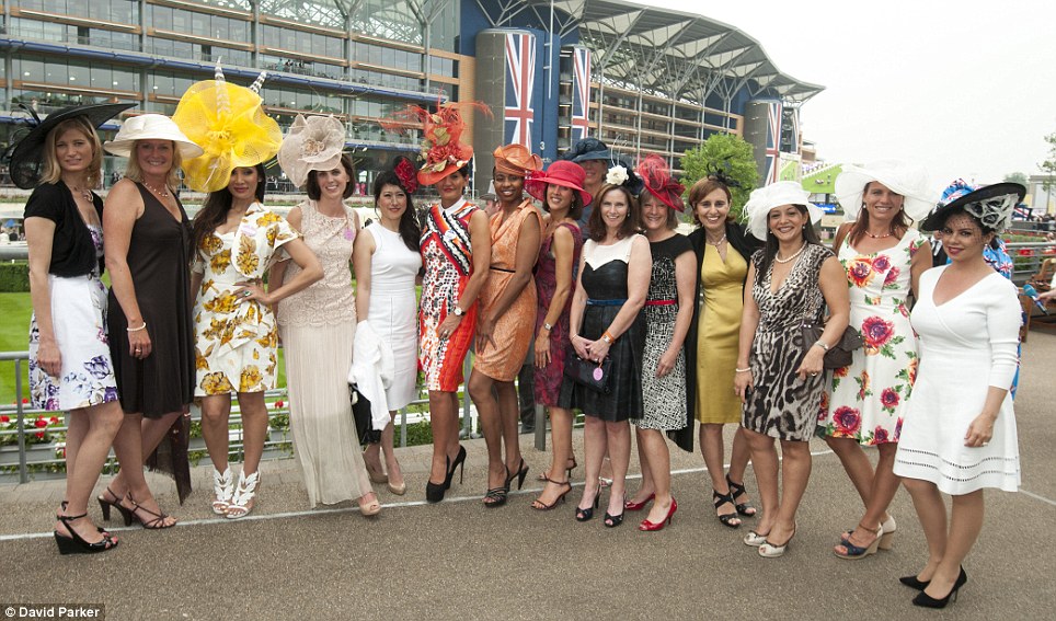 Royal Ascot 2013. - Página 3 Article-2345012-1A6B3AF1000005DC-887_964x567