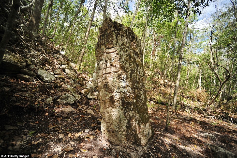 Lost Mayan city discovered Article-2345437-1A687DFE000005DC-657_964x641