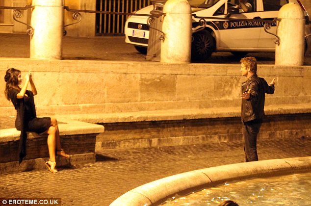 Gerard Butler & Madalina Ghenea: Rome Date Night Out! Article-2348117-1A7F1306000005DC-947_634x420