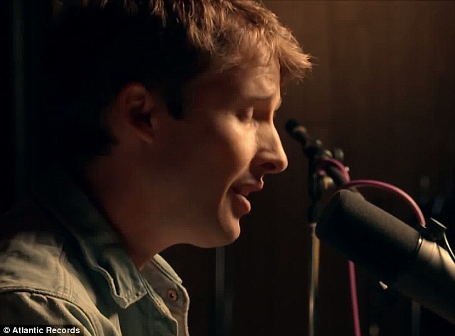 VIDEO - EXCLUSIVE: James Blunt pays tribute to Whitney Houston in the new acoustic video for Miss America Article-2391651-1B47028B000005DC-175_640x473