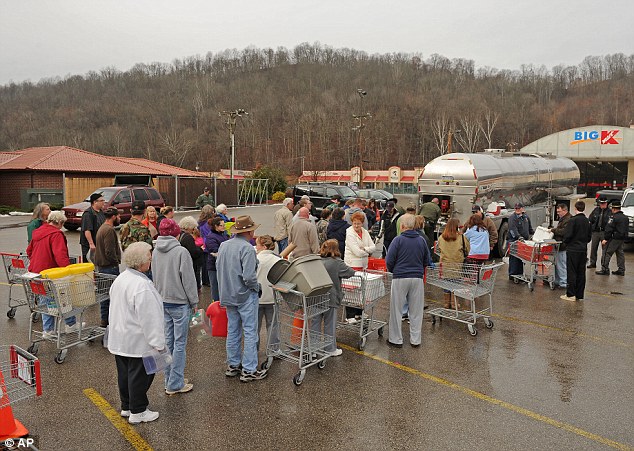 FEMA Region 3 Has Been Activated: Emerency Situation Breaking In West Virginia Article-0-1A8D4ED900000578-228_634x451