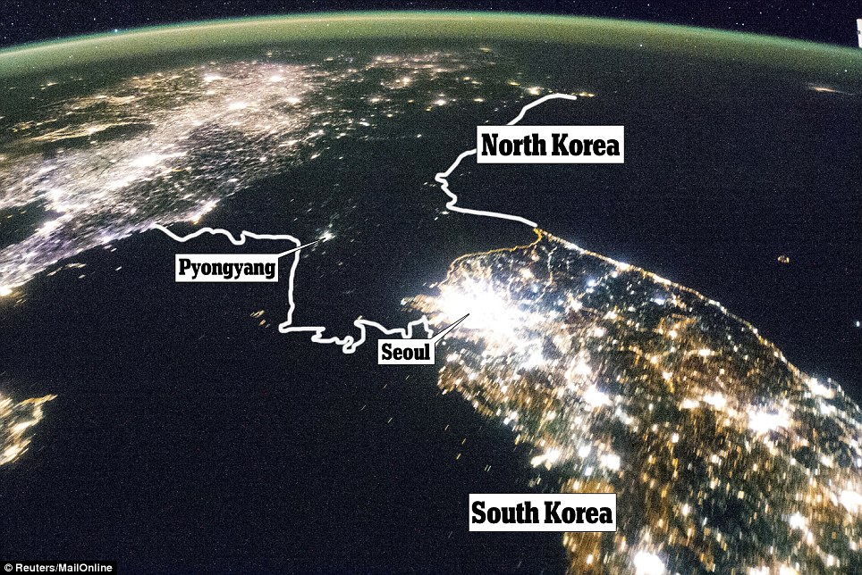 North Korea - Page 3 Article-2725415-208925A500000578-155_964x644