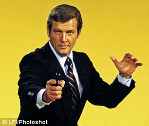 RIP Roger Moore Article-2730828-20B11EB000000578-331_306x260