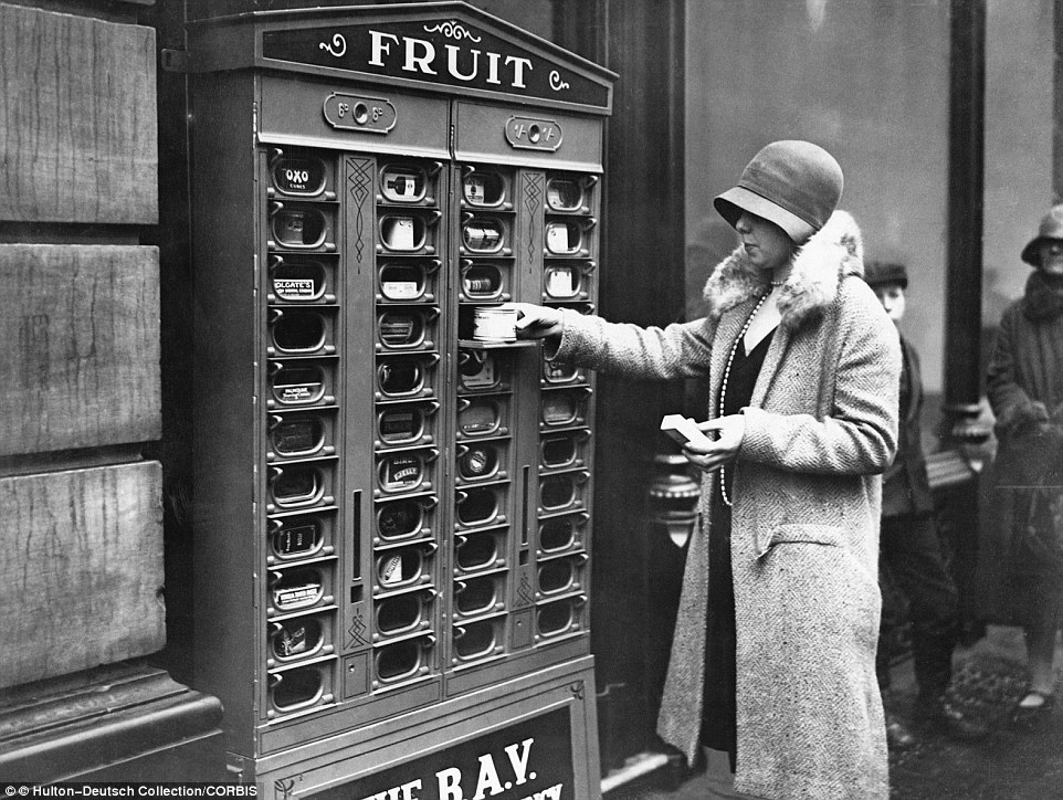 Vending Machines 24E901D400000578-2923545-1920_A_woman_in_London_is_able_to_continue_her_grocery_shop_long-a-147_1422027472454