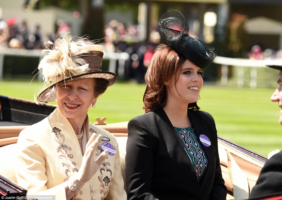 Royal Ascot 2015. - Página 3 29BE10DB00000578-3129615-image-a-29_1434634927432