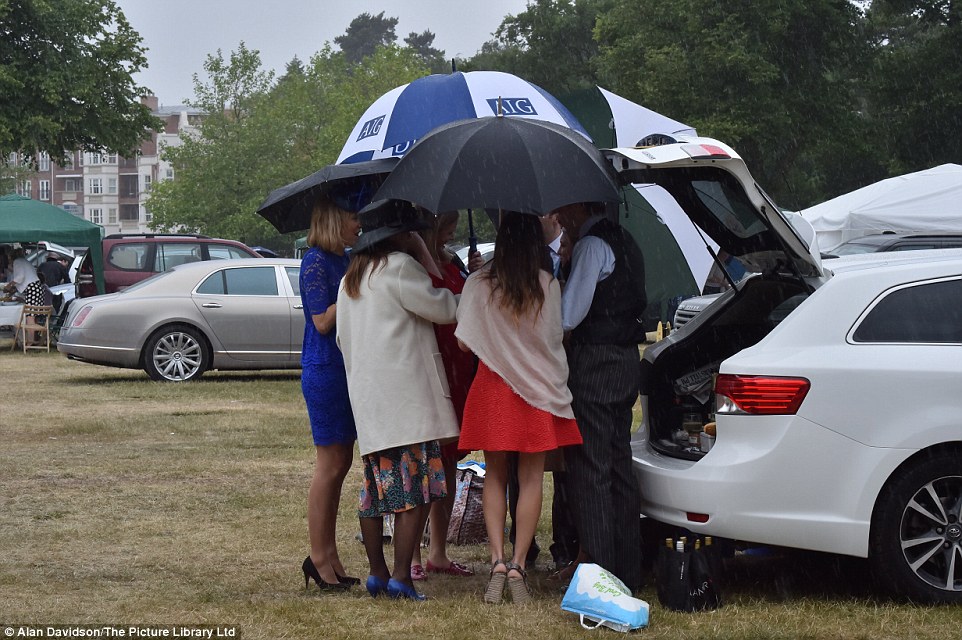 Royal Ascot 2015. - Página 5 29CDDEFD00000578-3132674-image-a-7_1434816241535