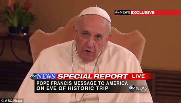 Audience virtuelle du pape François avant sa visite aux U.S.A. À voir! 2BDB8E2200000578-0-Pope_Francis_allowed_ABC_News_to_host_the_event_so_that_he_could-a-10_1441061429615