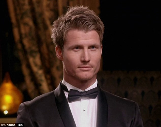 Richie - The Bachelorette Australia - Richie Strahan *Sleuthing Spoilers*  - Page 74 2DA05E1C00000578-3283918-image-m-160_1445478419673