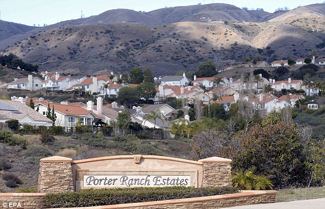 Porter Ranch 2FE4B88100000578-3391858-image-a-82_1452363906863