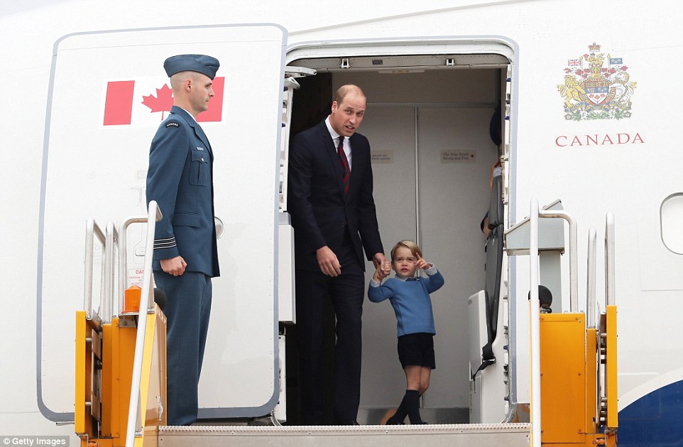 WILLIAM Y KATE VISITA OFICIAL A CANADÁ DEL 24 DE SEPT. AL 1 DE OCT - Página 5 38C36A2A00000578-3805952-image-m-75_1474762217320