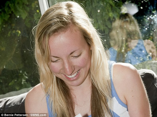 suicide of medical student Anna Phillips, 20 due to mental health 3C871C5700000578-4159294-image-m-50_1485422940384