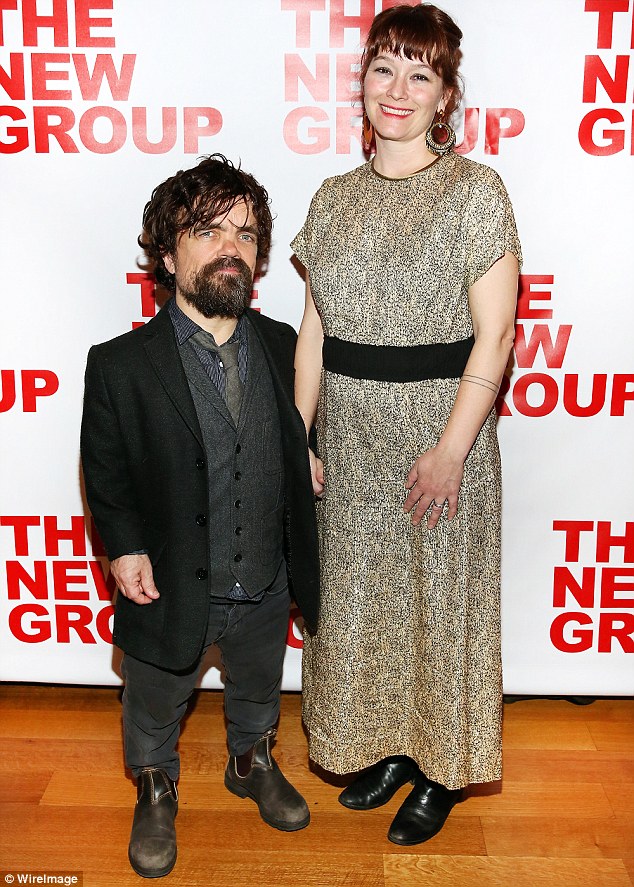 ¿Cuánto mide Peter Dinklage? - Altura - Real height 3DDCCA9A00000578-0-image-m-113_1488438752868