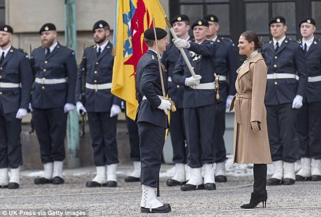 CASA REAL DE SUECIA - Página 27 3E32630700000578-4306160-image-m-27_1489328727823