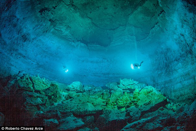 Underwater Ice Age Cave with Animal Bones and Remains of Girl Who Could Reveal How Mankind First Came to America 438EE62E00000578-0-image-a-30_1503684032455