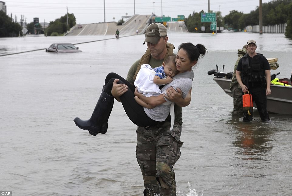 Feminazis, Bimbo-Sapiens, Parasites, Puritanical & Stingy Flaps Spreaders, MRM-Haters, Assorted Discharge-Dripping Female Cum-Dumpsters PART 3 - Page 2 439EA2ED00000578-4827474-Houston_Police_SWAT_officer_Daryl_Hudeck_carries_Catherine_Pham_-a-4_1503871562824