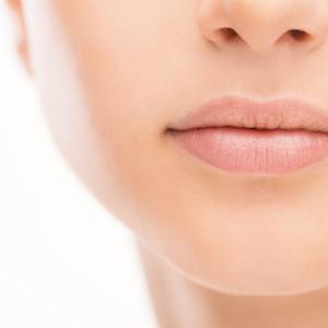 Choses diverses et variées que vous voulez partager ! 5-astuces-pour-repulper-ses-levres-sans-chirurgie-esthetique