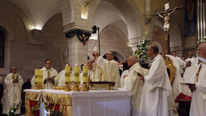 La nuit de Noël à travers le monde XVM0ce5f768-e953-11e7-bbd8-960923e293cf-805x453