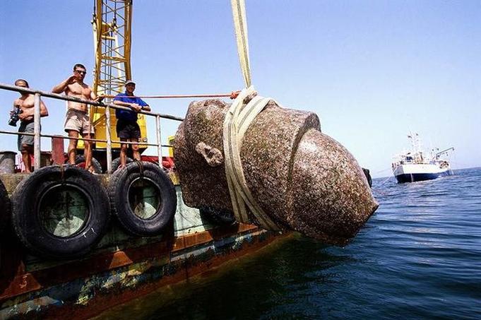 port légendaire de Thonis-Heracleion retrouvé ! XVMcf57bfca-f482-11e4-a82e-2b2fd041f3a9-805x535