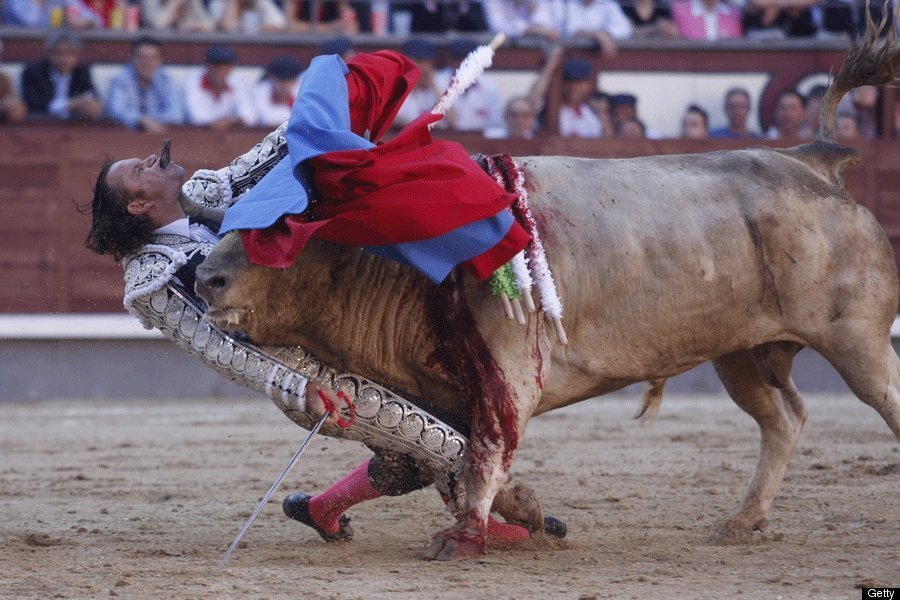 Xin đừng ai làm DauBo tức, không thì hậu quả sẽ ntn... JULIO-APARICIO-GORED