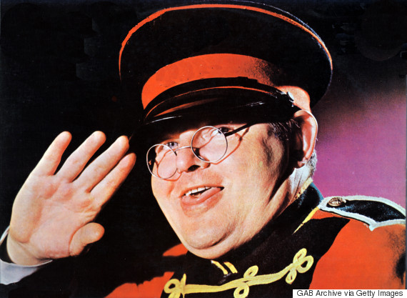 Proof Royal Family (inc Queen) were Nazis  O-BENNY-HILL-570