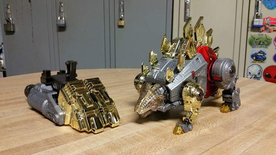 [GCreation] Produit Tiers - Jouet ShuraKing - aka Combiner Dinobots - Page 2 0F11yIS9