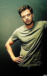 Sebastian Stan 11pkIv1I