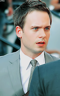 Patrick J Adams 1MKUk9c1