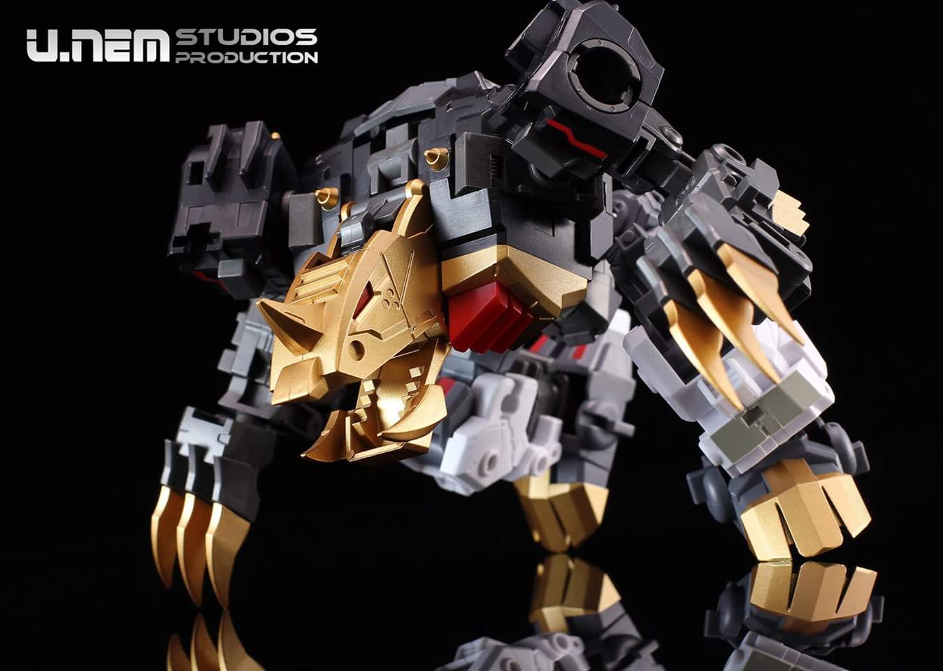 [Combiners Tiers] FANSPROJECT SAURUS RYU-OH aka DINOKING - Sortie 2015-2016 - Page 2 1MfefBx3