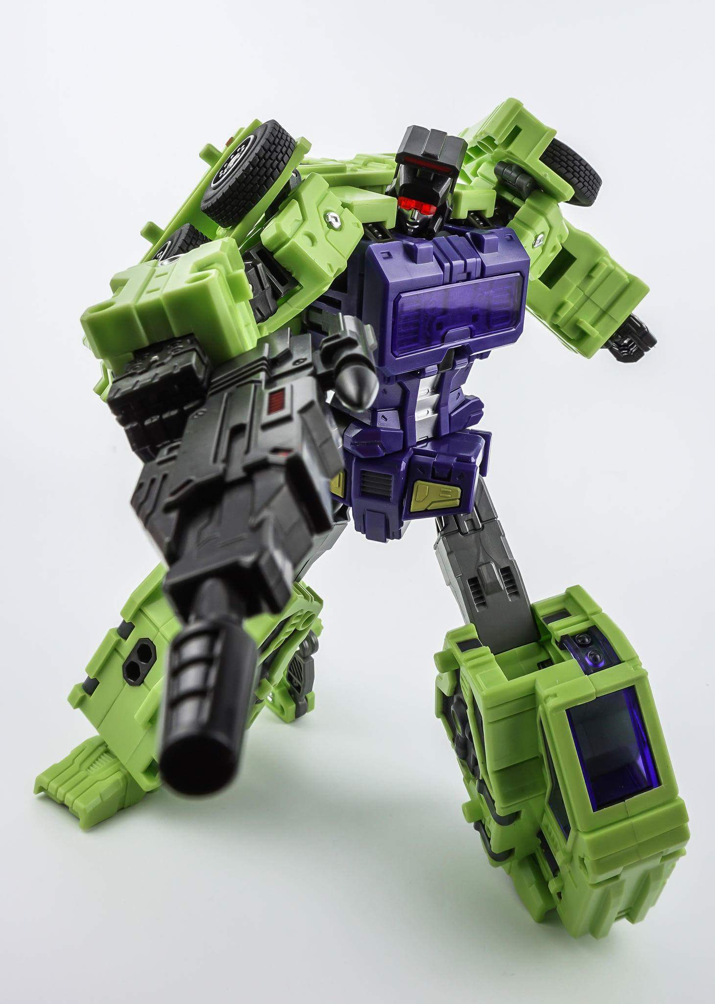 [Toyworld] Produit Tiers - Jouet TW-C Constructor aka Devastator/Dévastateur (Version vert G1 et jaune G2) - Page 6 1Xj8kkv6