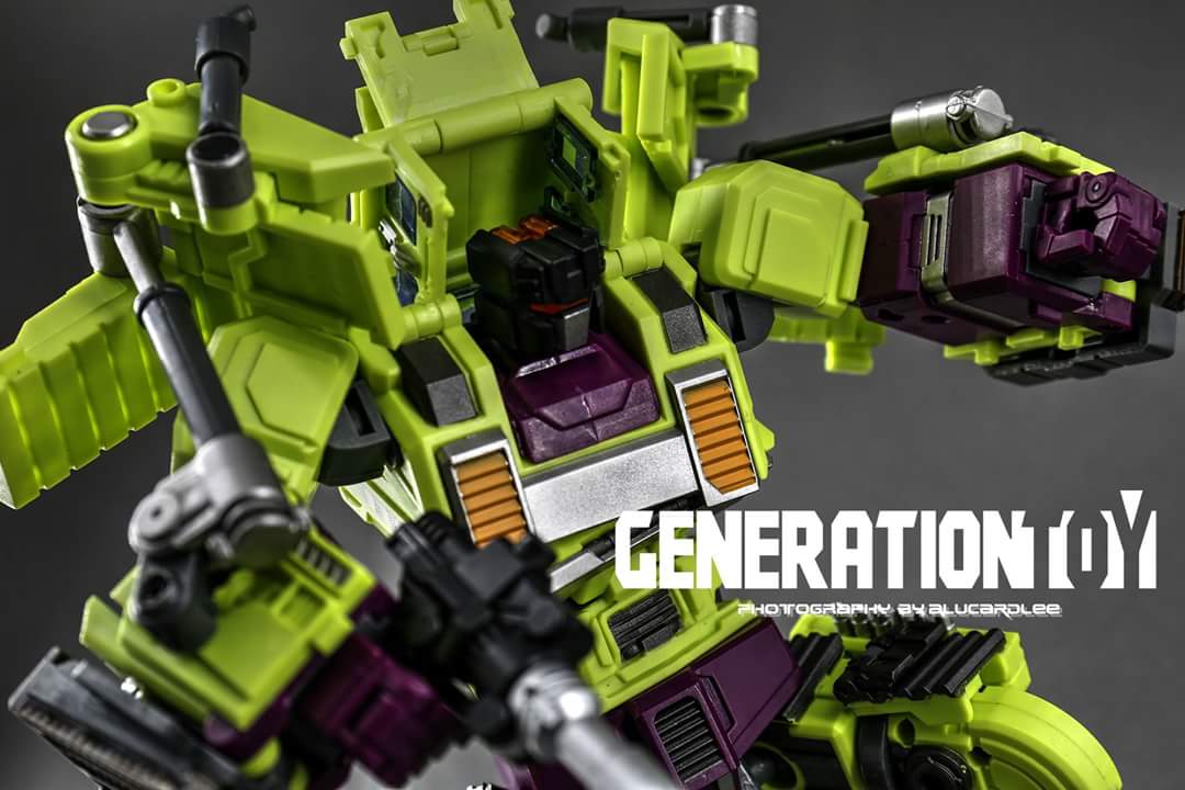 [Generation Toy] Produit Tiers - Jouets TF de la gamme GT - des BD TF d'IDW - Page 3 1dbhwI25