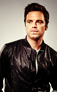 Sebastian Stan 1uxIpt8d