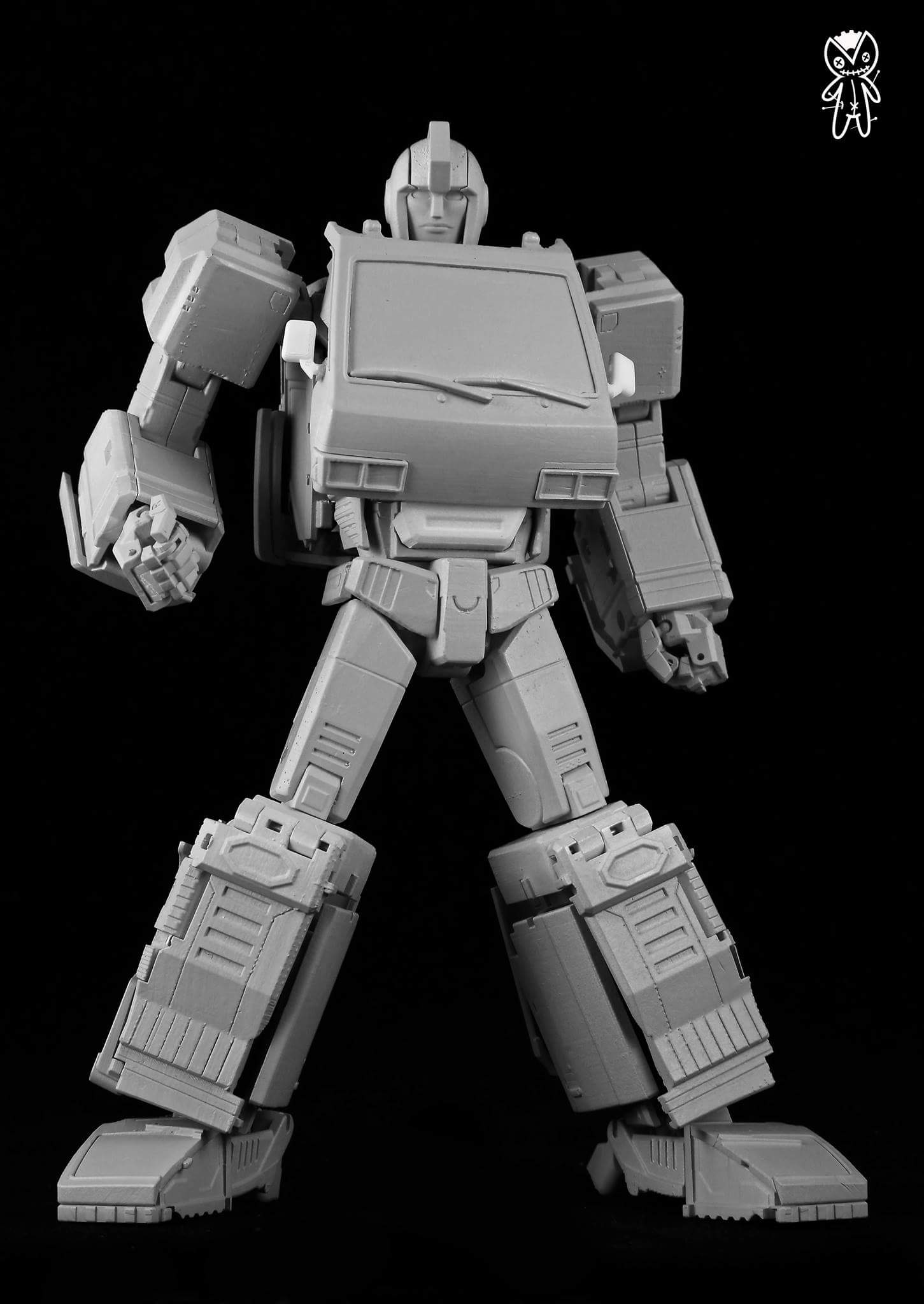 [Masterpiece Tiers] VOODOO ROBOTS SALUS aka RATCHET - Sortie Septembre 2015 1wIpNke2