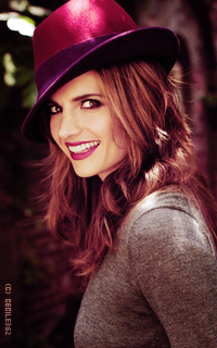 Stana Katic 1wfAlizE