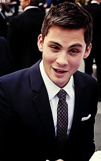 Logan Lerman 22FEiJjC