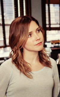 Sophia Bush 2kTlj57k