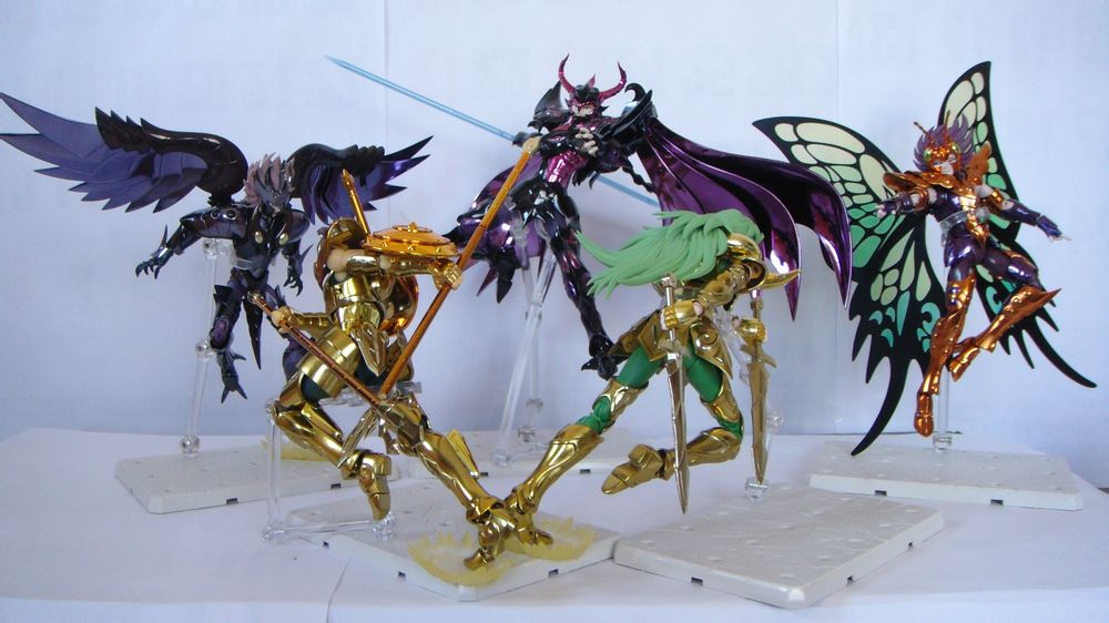 [Imagens] Saint Cloth Myth Ex - Shion de Áries 36HgOwy8