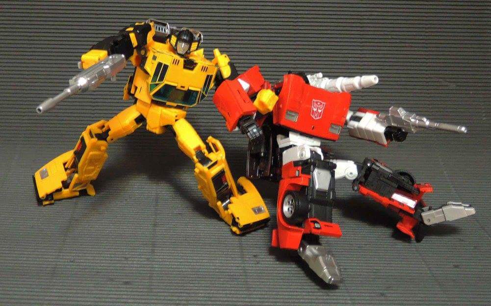 [Masterpiece Tiers] BADCUBE OTS-08 SUNSURGE aka SUNSTREAKER - Sortie Janvier 2016 - Page 4 3Eqf2DzP