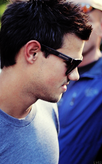 Taylor Lautner 3Lxgwh10