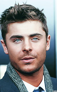 Zac Efron 3ayBpjNW