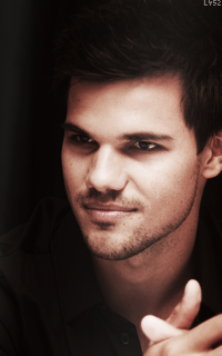 Taylor Lautner 3elCgxZZ