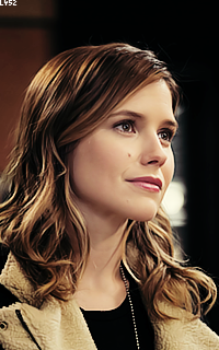 Sophia Bush 4NZScMfW