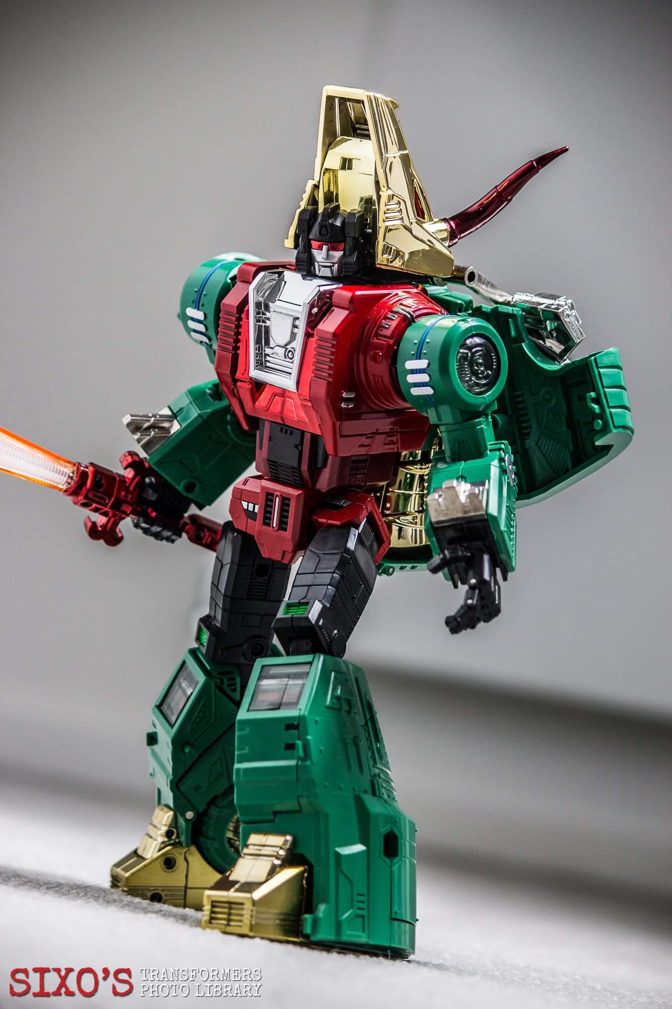 [Masterpiece Tiers] FANSTOYS FT-04G SCORIA aka SLAG G2- Sortie Aout 2015 - Page 2 4nWAL0kT