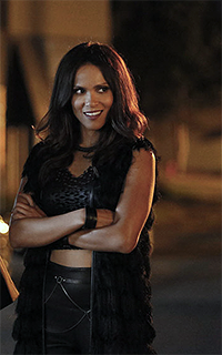  Lesley-Ann Brandt 4yGkM6aI