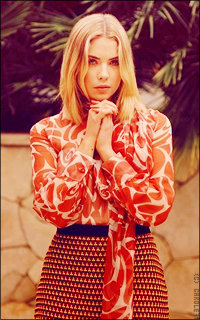 Ashley Benson 5JKscOxe