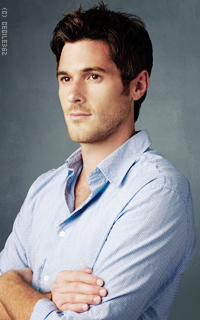 Dave Annable 5uB2N3yo