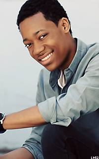 Tyler James Williams 5uemaEjT